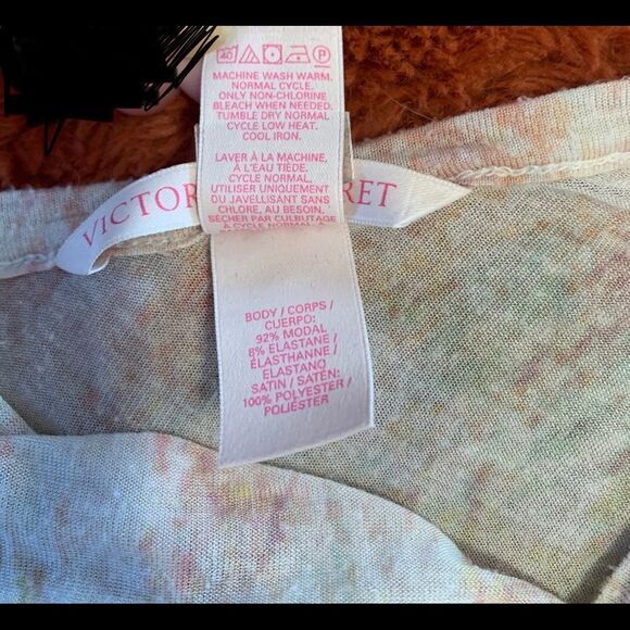 Victoria’s Secret Pastel multicolor top size M - Picture 9 of 9